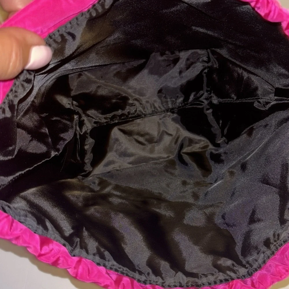 LANCOME PINK QUILTED DRAW STRING BAG VERY VERSATILE MANY USES
